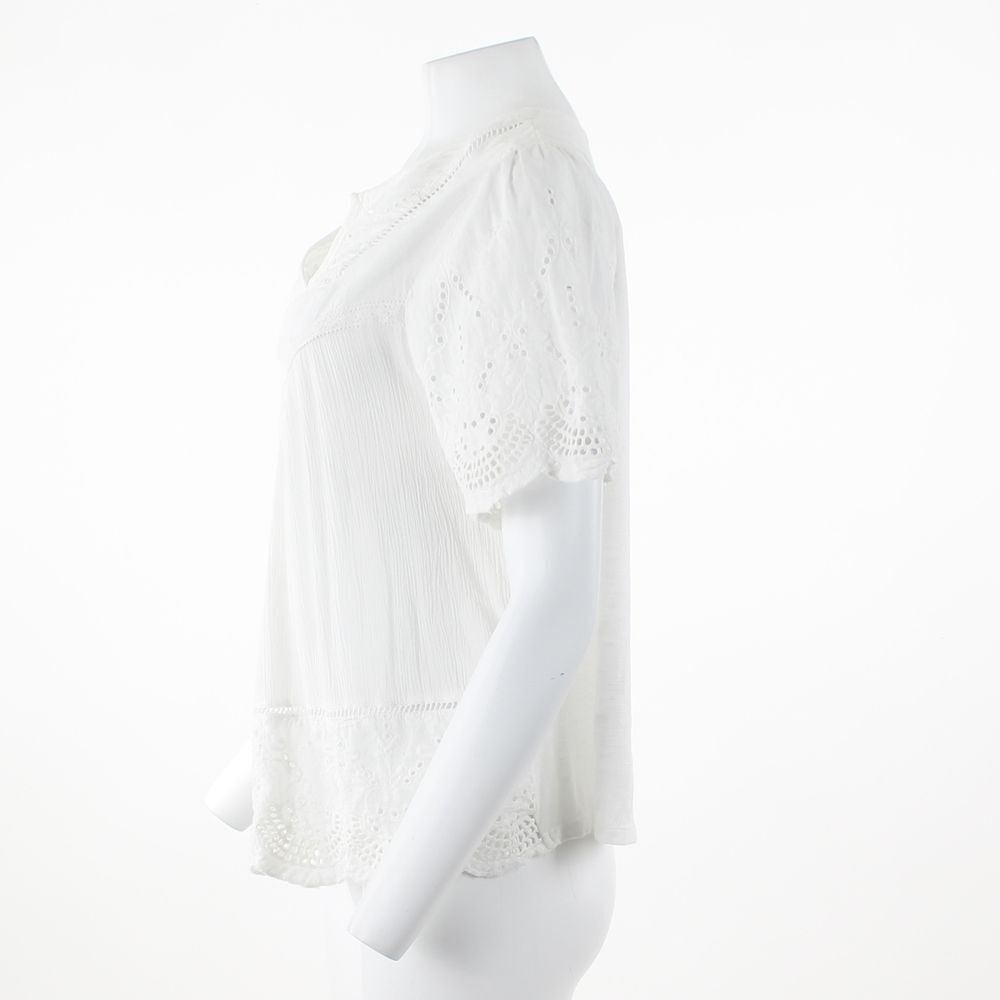 Single Thread Eyelet Short Sleeve Top - Picture 4 of 5